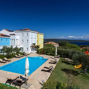 Manora 4* Nerezine