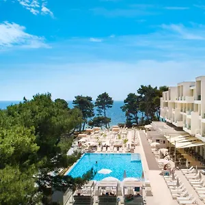 Valamar Carolina & Szálloda Kampor